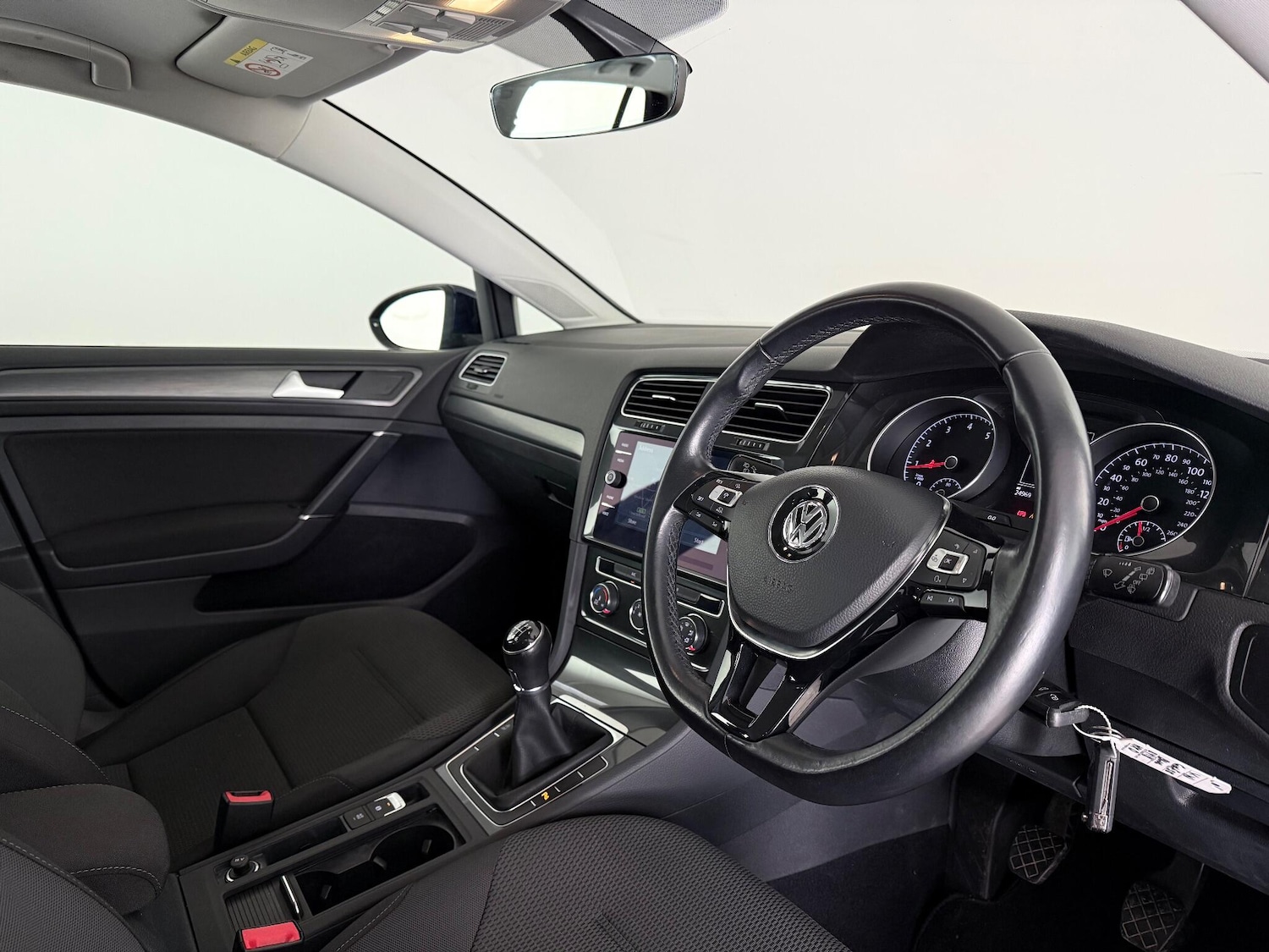 Used Volkswagen Golf 2018 for sale - 76645902: Photo 15