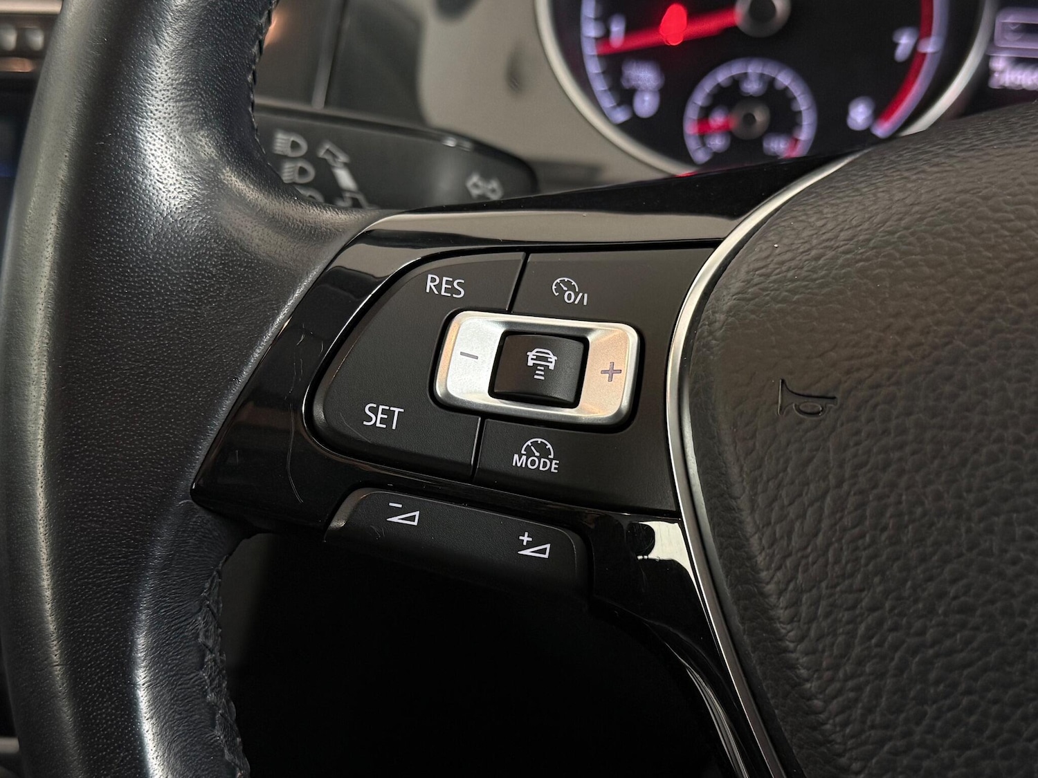 Used Volkswagen Golf 2018 for sale - 76645902: Photo 23