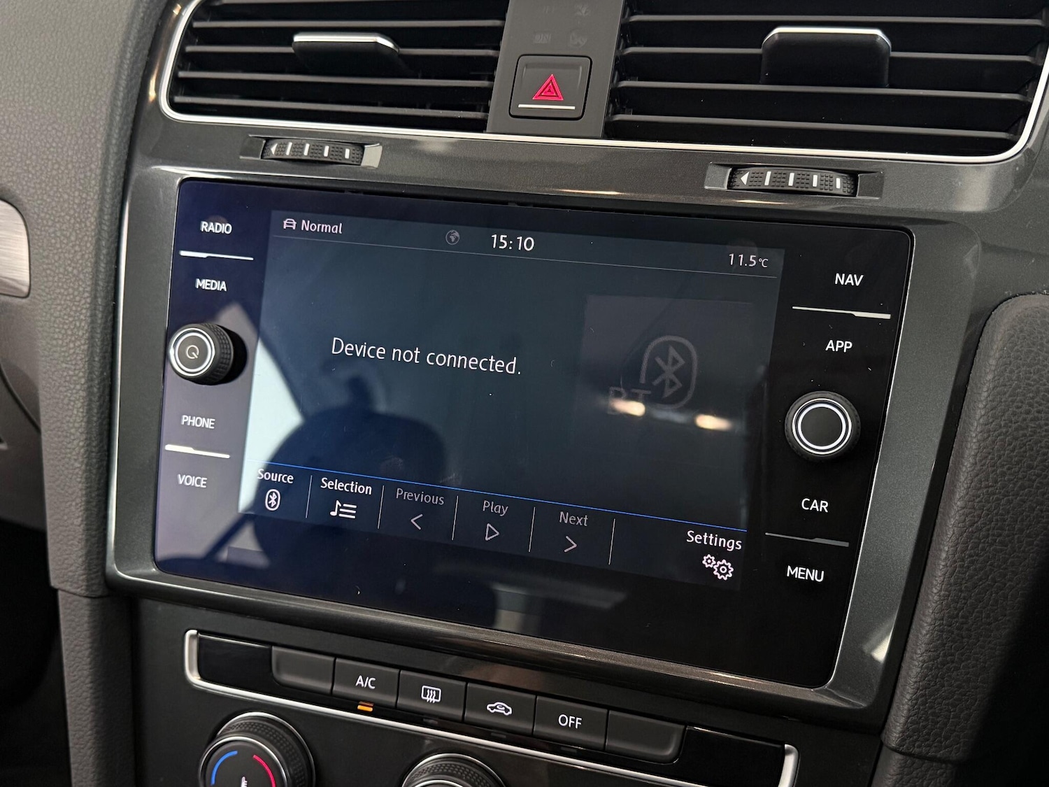 Used Volkswagen Golf 2018 for sale - 76645902: Photo 34