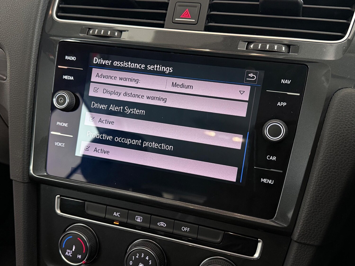 Used Volkswagen Golf 2018 for sale - 76645902: Photo 40