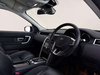 Used Land Rover Discovery Sport 2016 for sale - 78609608: Photo