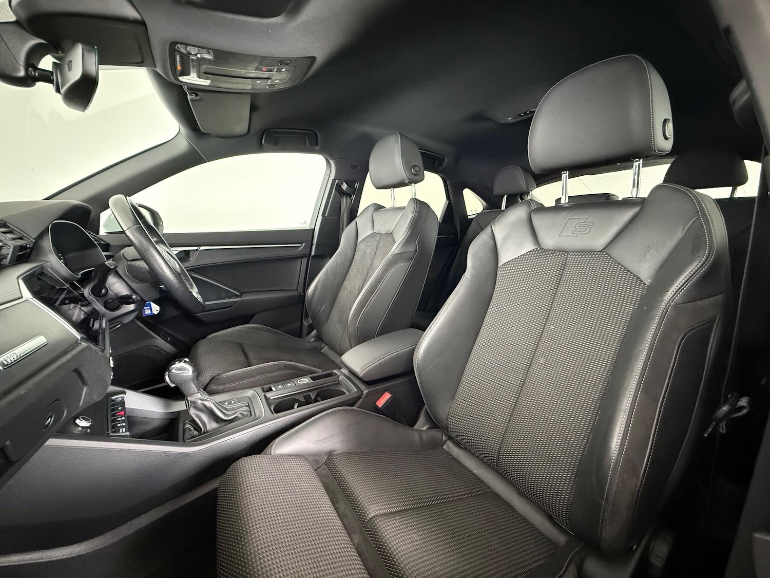 Used Audi Q3 2020 for sale - 77490549: Photo 13