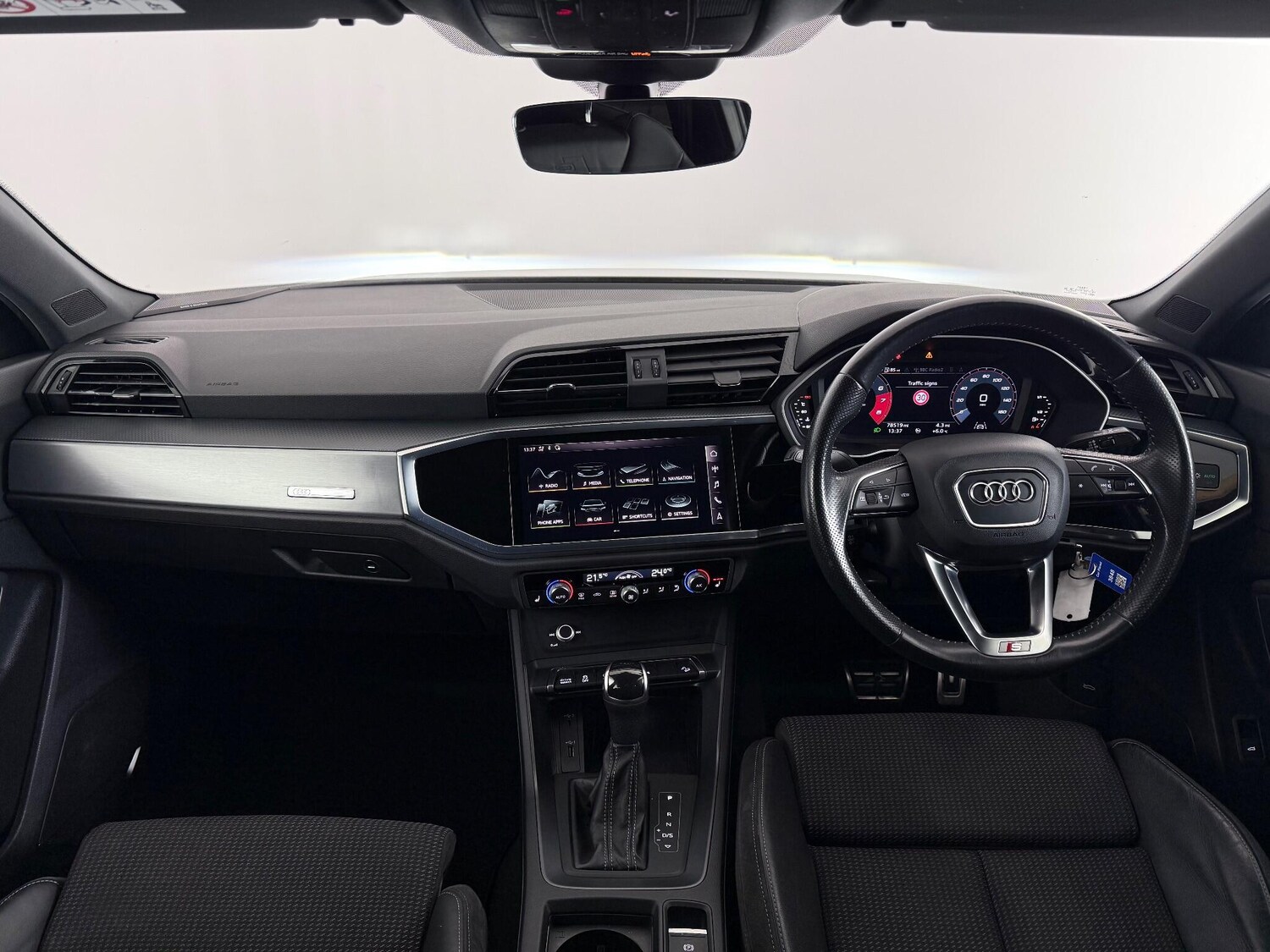 Used Audi Q3 2020 for sale - 77490549: Photo 19