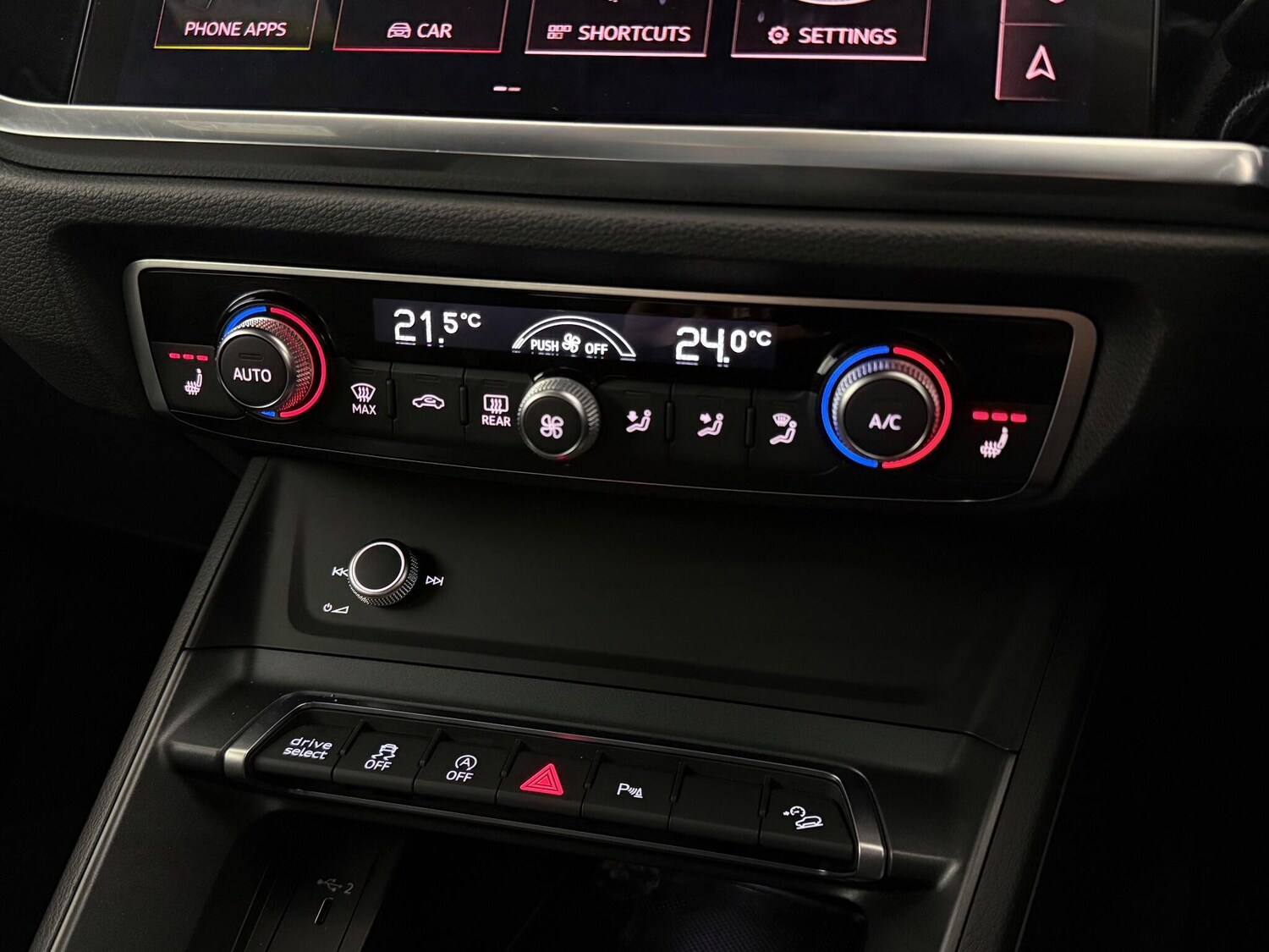 Used Audi Q3 2020 for sale - 77490549: Photo 27