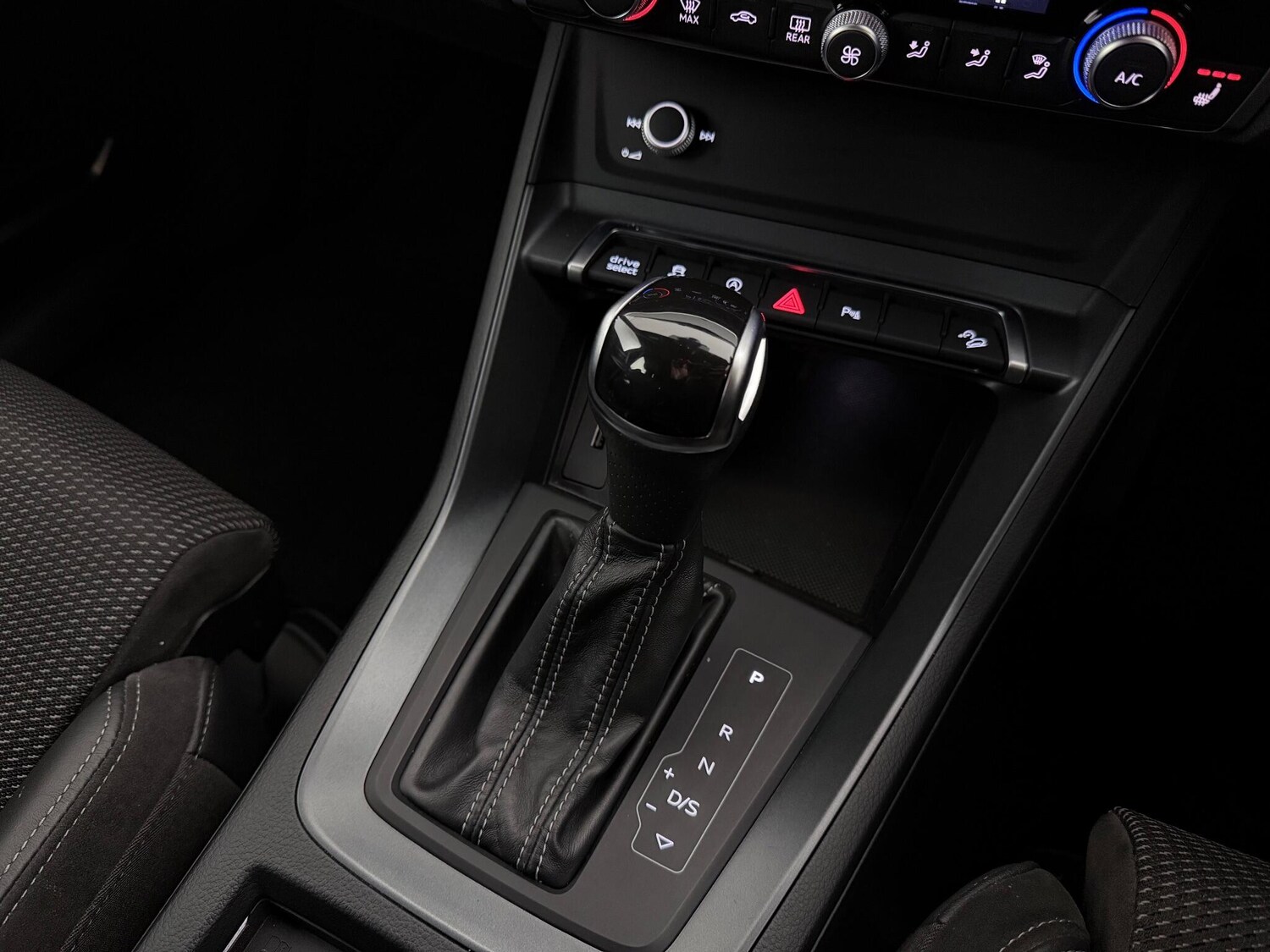 Used Audi Q3 2020 for sale - 77490549: Photo 34