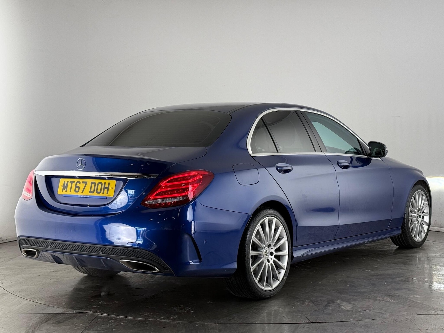 Used Mercedes-Benz C Class 2017 for sale - 77587399: Photo 6