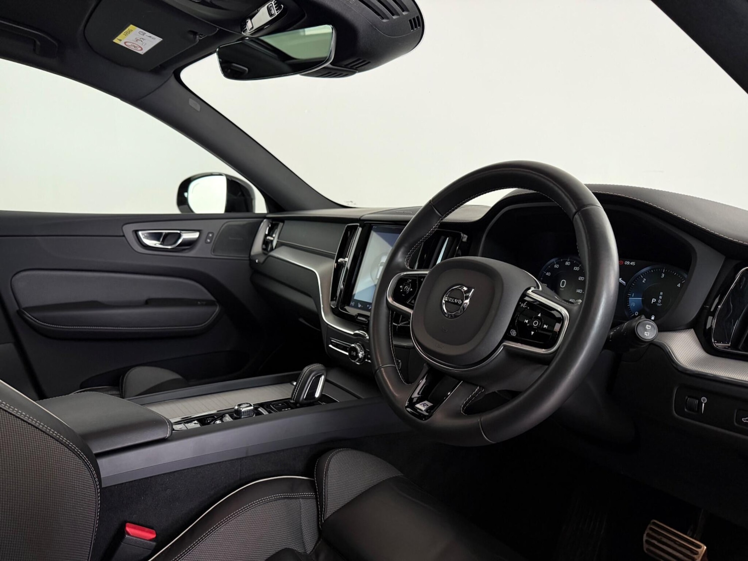 Used Volvo XC60 2019 for sale - 77268245: Photo 11