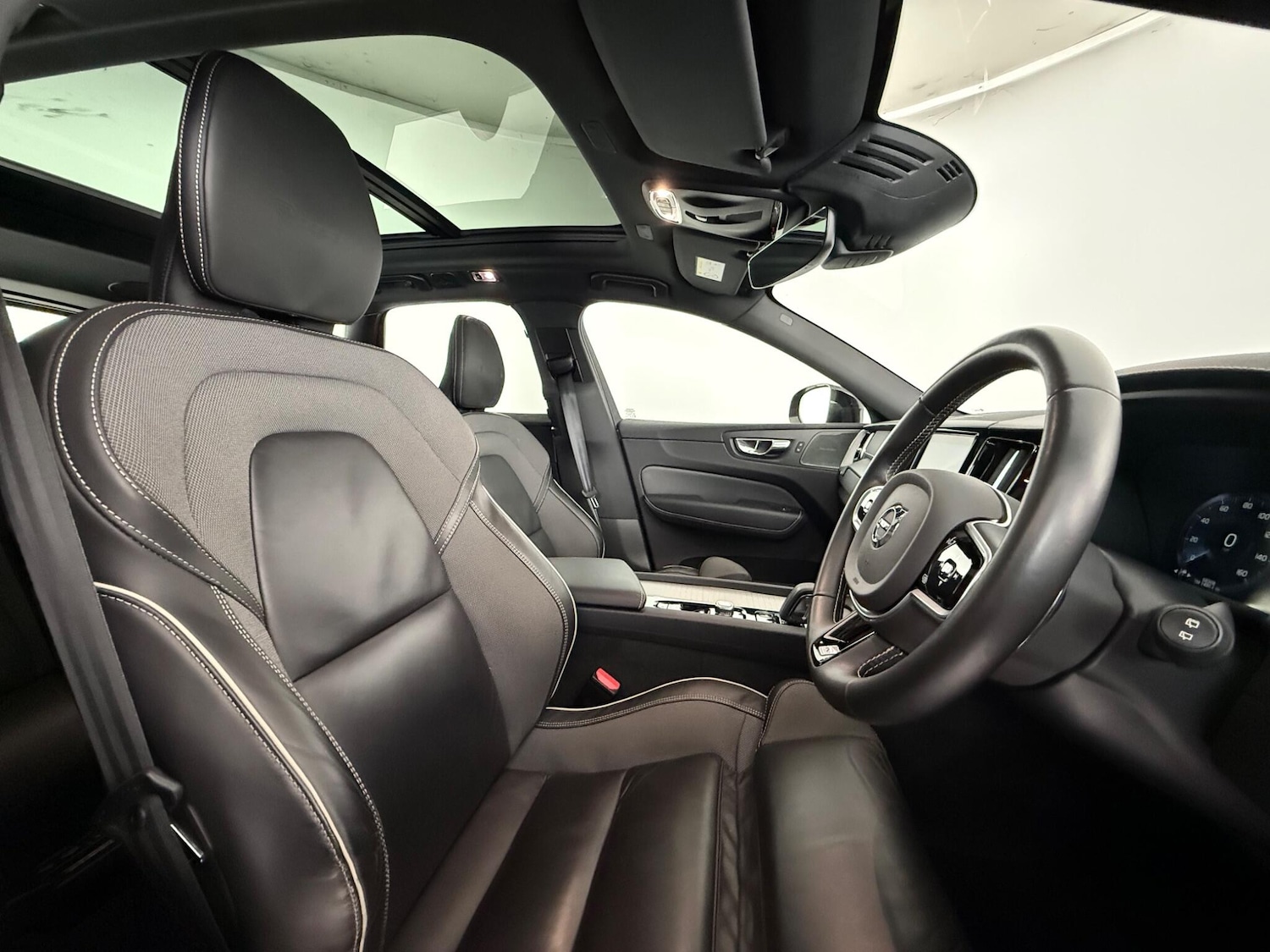 Used Volvo XC60 2019 for sale - 77268245: Photo 12