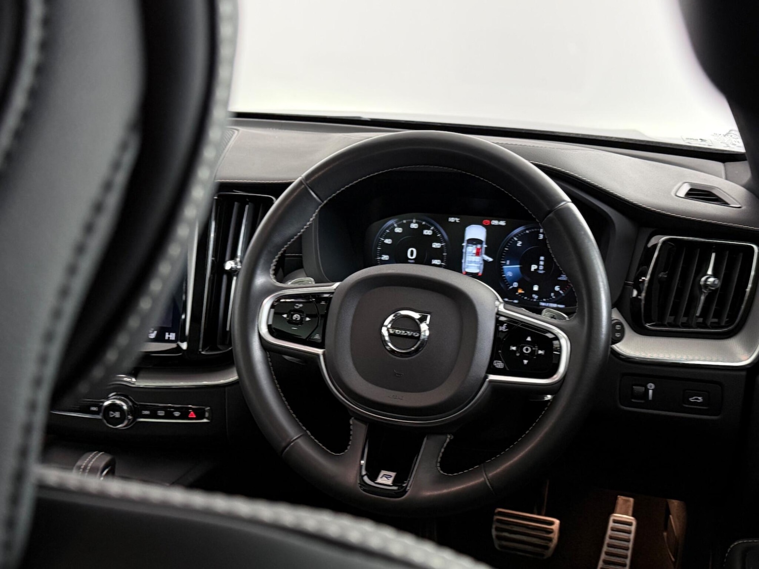 Used Volvo XC60 2019 for sale - 77268245: Photo 17