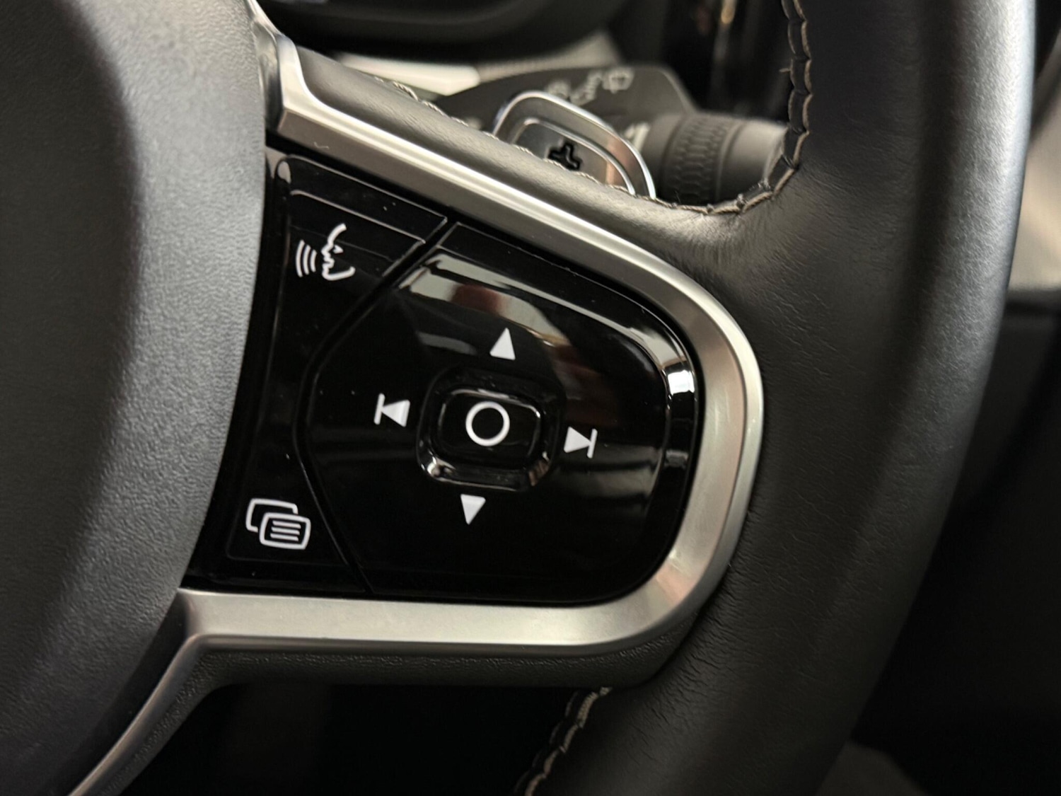 Used Volvo XC60 2019 for sale - 77268245: Photo 20