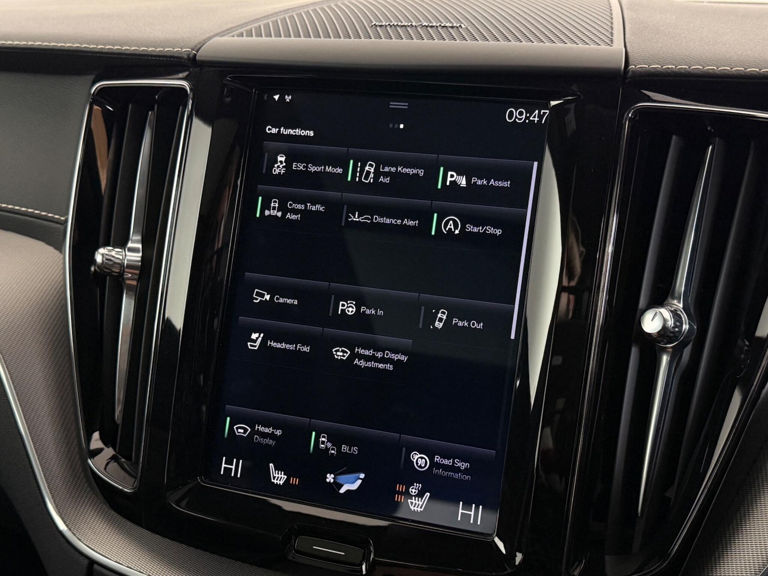 Used Volvo XC60 2019 for sale - 77268245: Photo 33