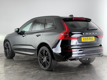 Used Volvo XC60 2019 for sale - 77268245: Photo