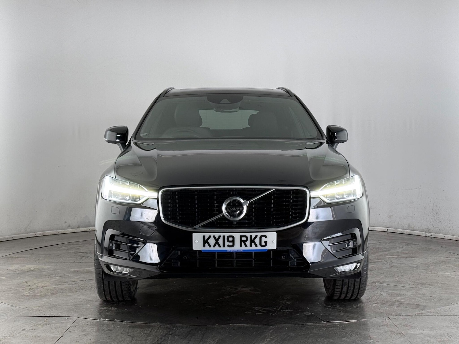 Used Volvo XC60 2019 for sale - 77268245: Photo 5