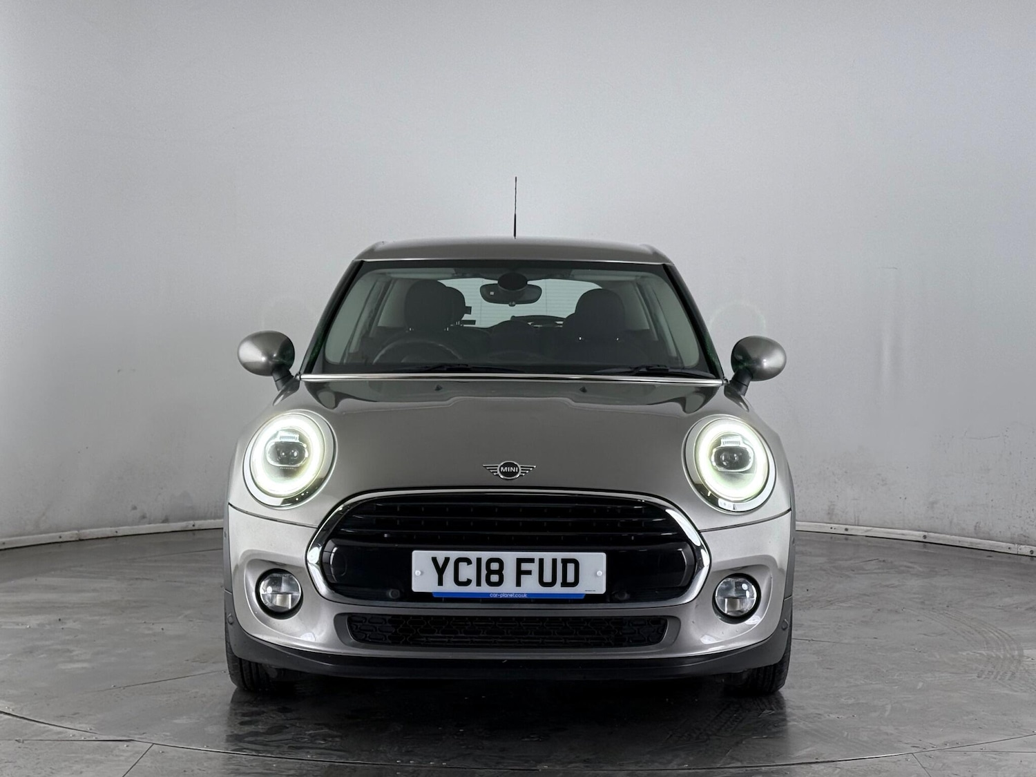 Used MINI Hatch 2018 for sale - 77259948: Photo 2
