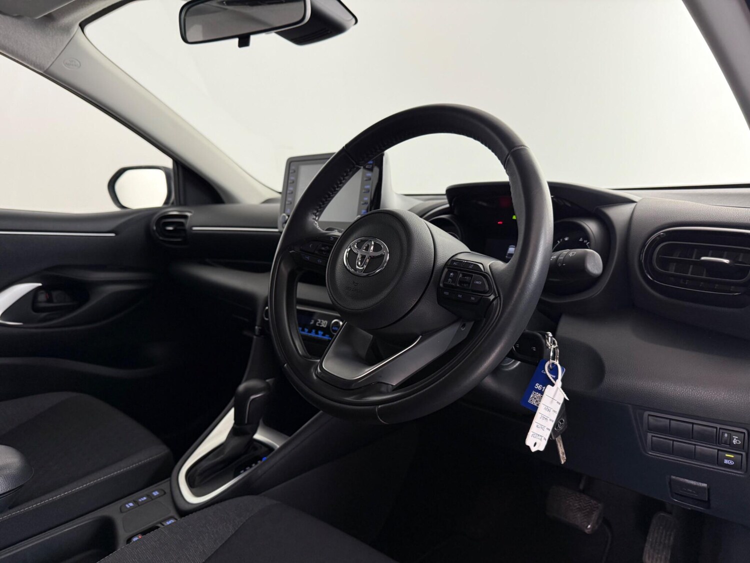 Used Toyota Yaris 2022 for sale - 77684493: Photo 18