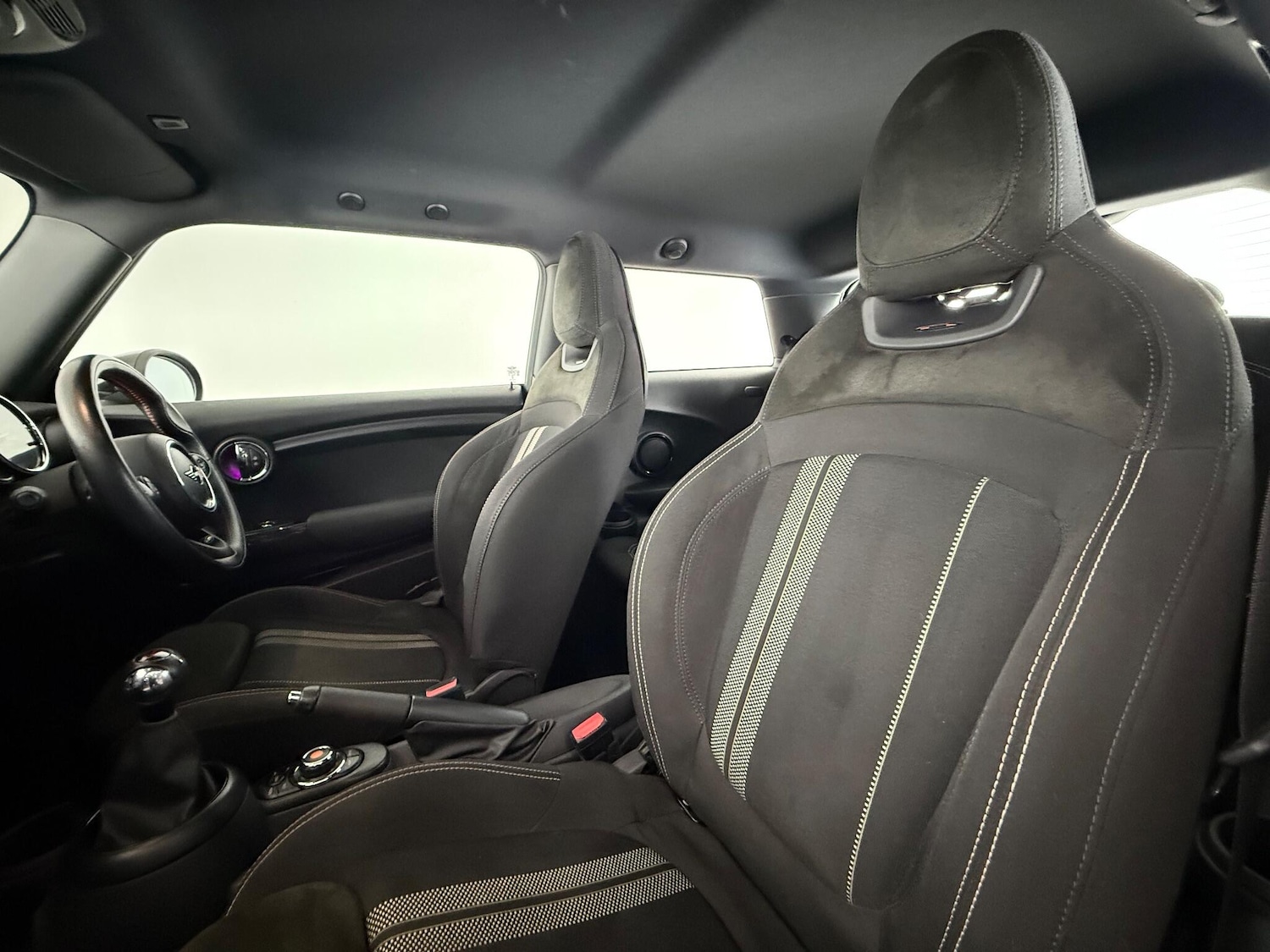 Used MINI Hatch 2018 for sale - 77222355: Photo 8