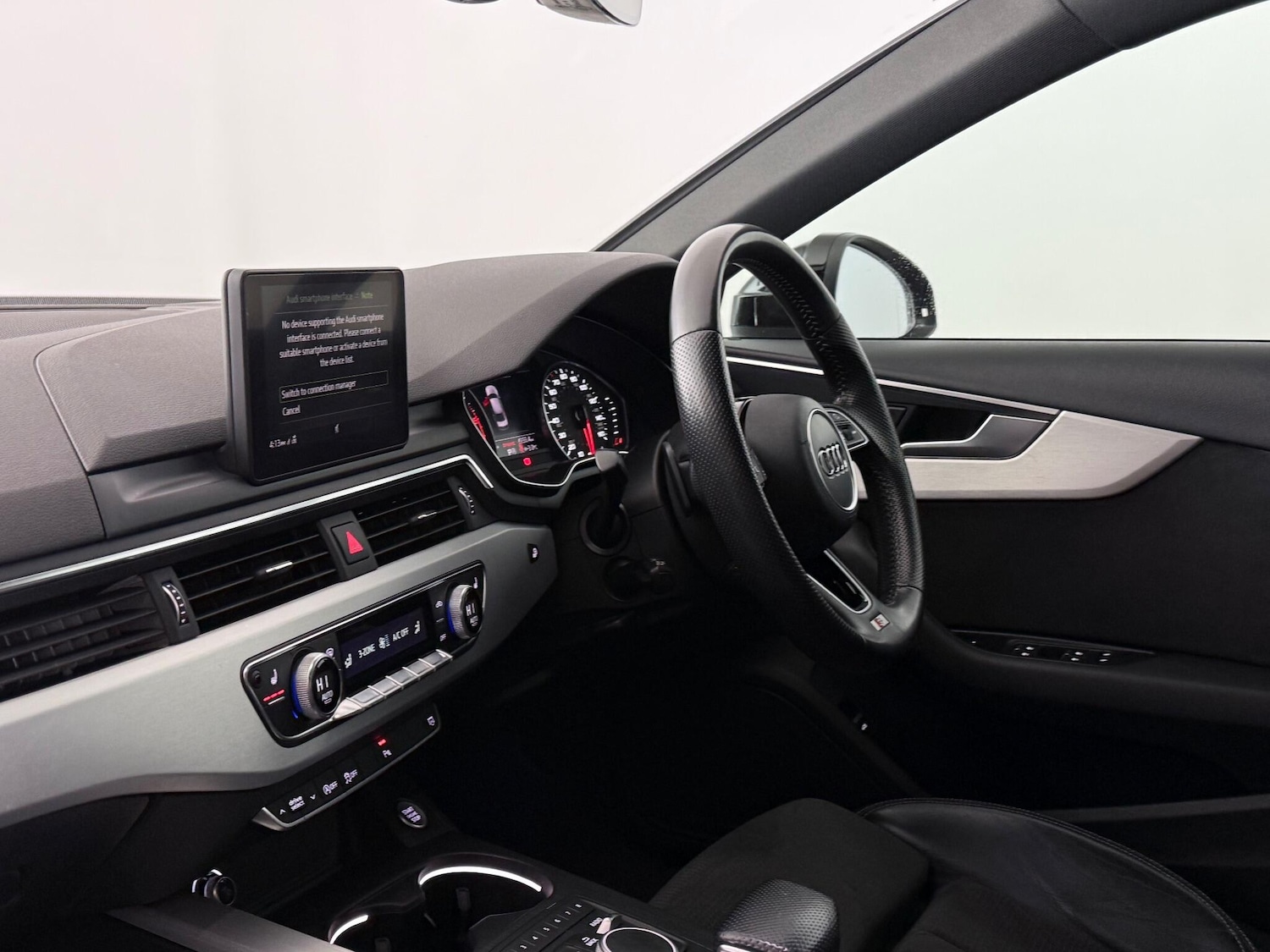 Used Audi A4 2017 for sale - 77222289: Photo 17