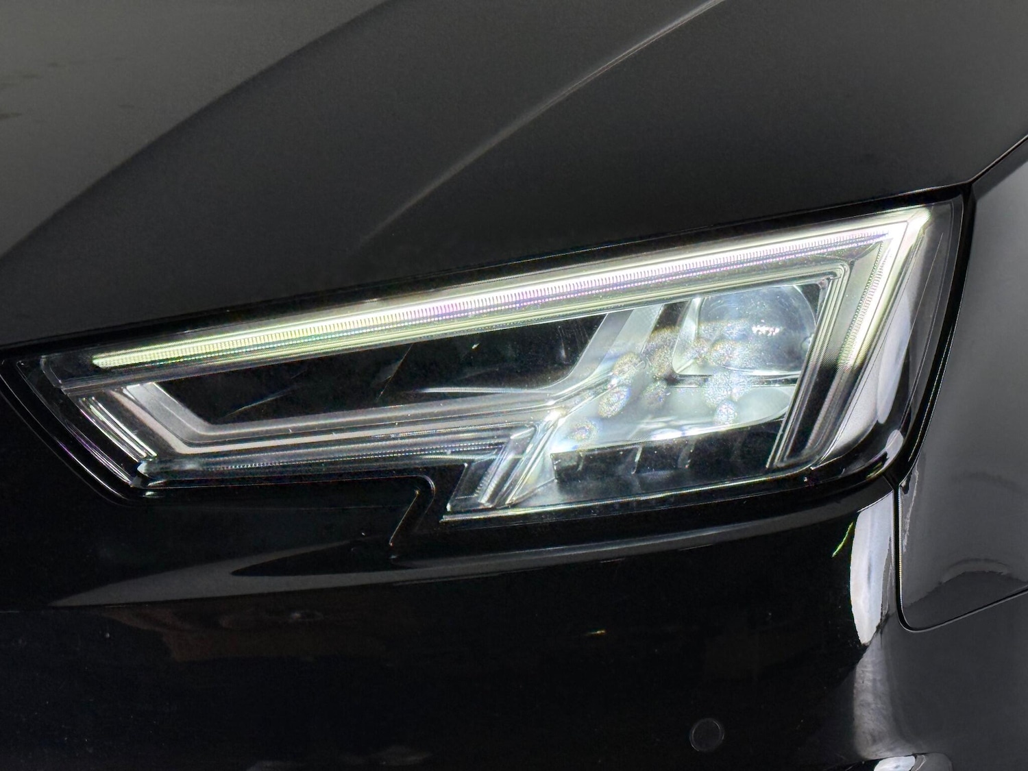 Used Audi A4 2017 for sale - 77222289: Photo 7