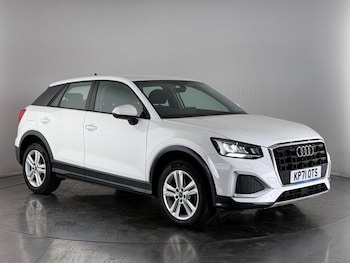 Audi - Q2