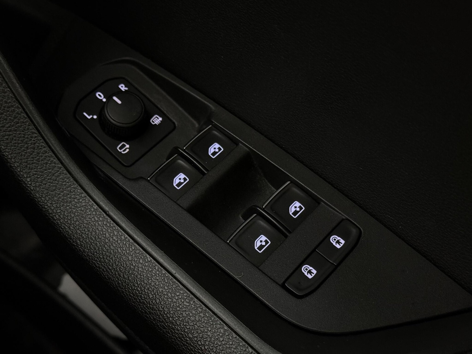 Used Skoda Karoq 2018 for sale - 77066665: Photo 27