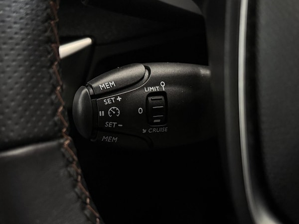 Used Peugeot 3008 2020 for sale - 76216812: Photo 28