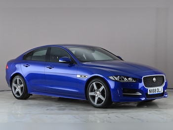 Used Jaguar XE 2018 for sale - 78223976: Photo
