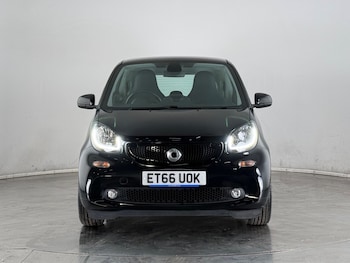 Used smart fortwo 2017 for sale - 77067110: Photo