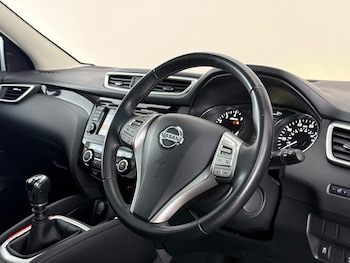 Used Nissan Qashqai 2016 for sale - 79026531: Photo