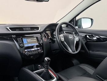 Used Nissan Qashqai 2016 for sale - 79026531: Photo