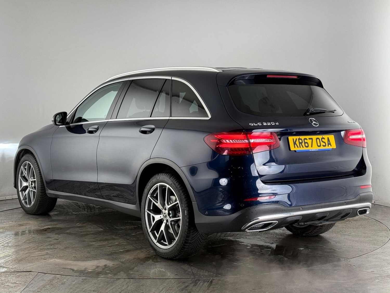 Used Mercedes-Benz GLC 2017 for sale - 77246356: Photo 3