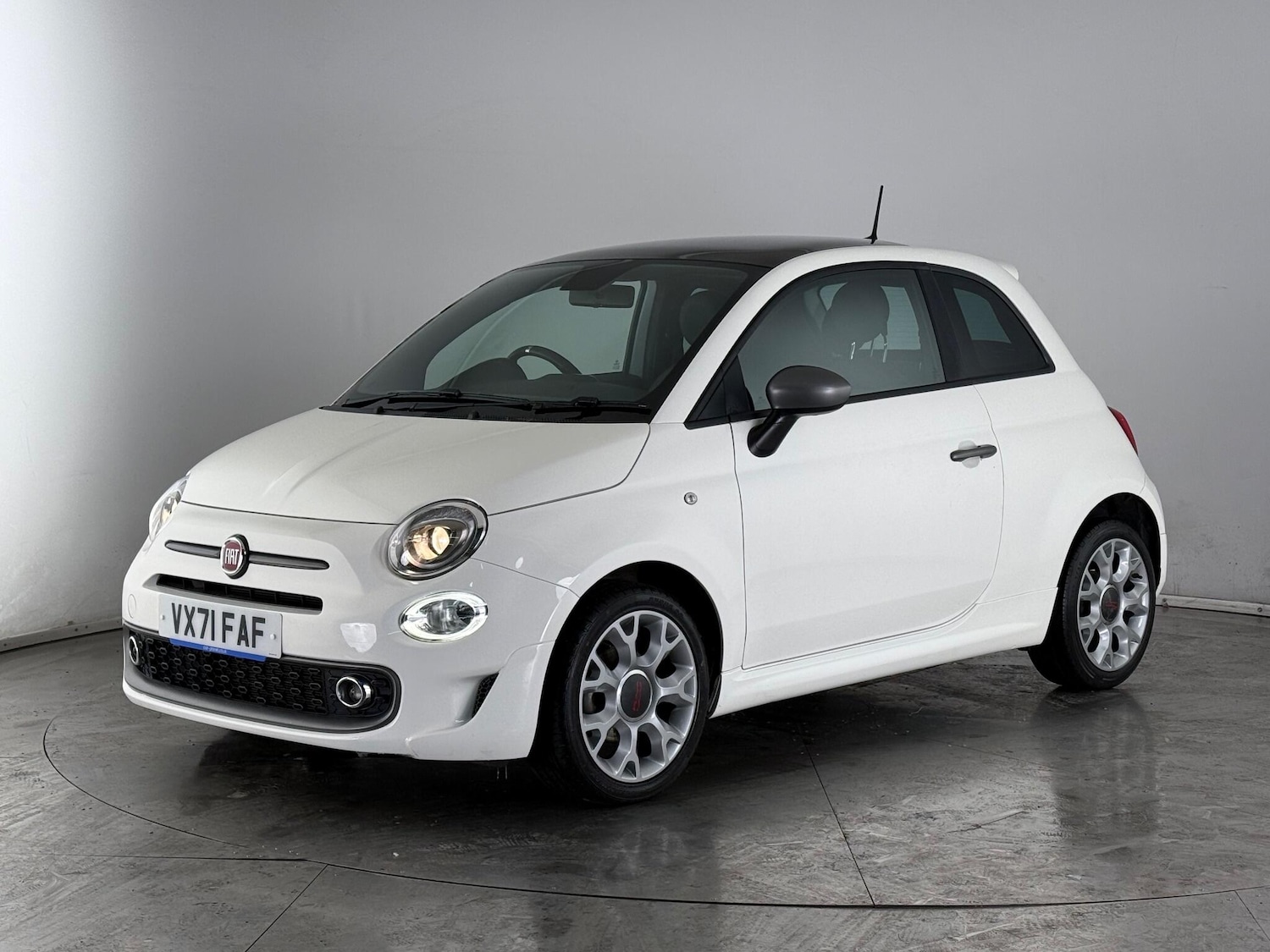 Used Fiat 500 2021 for sale - 76466828: Photo 4