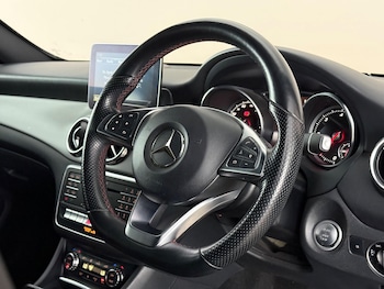 Used Mercedes-Benz GLA 2018 for sale - 79194074: Photo