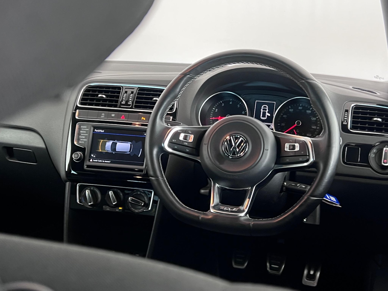 Used Volkswagen Polo 2017 for sale - 76689872: Photo 21