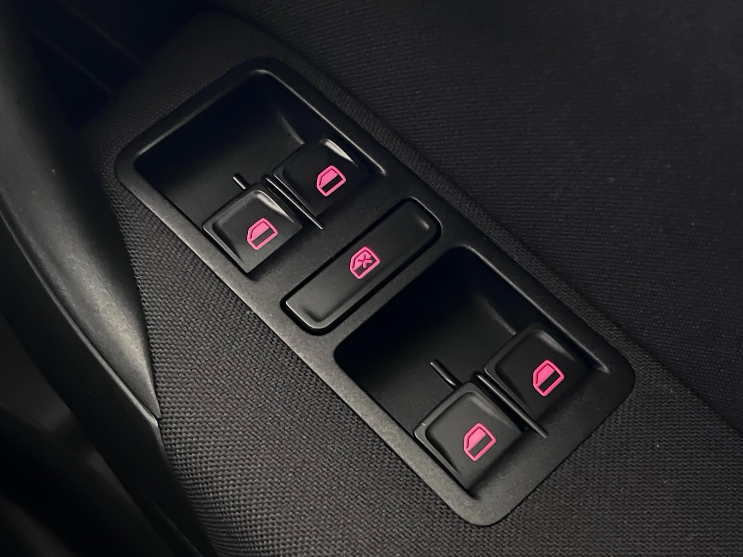 Used Volkswagen Polo 2017 for sale - 76689872: Photo 27