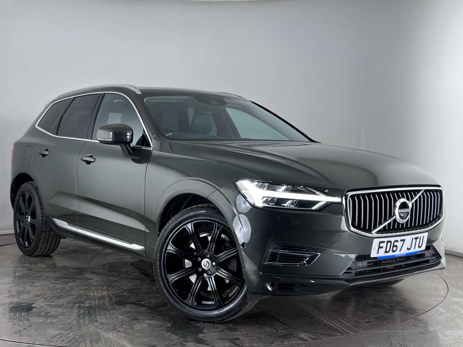 Used Volvo XC60 2017 for sale - 77902225: Photo 33