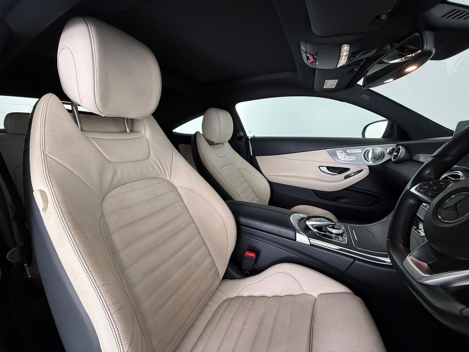 Used Mercedes-Benz C Class 2017 for sale - 77268297: Photo 11