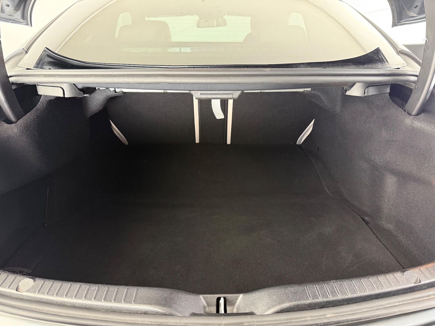 Used Mercedes-Benz C Class 2017 for sale - 77268297: Photo 9