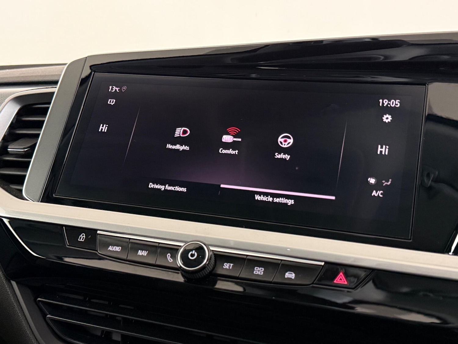 Used Vauxhall Grandland 2022 for sale - 77182985: Photo 31