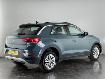 Used Volkswagen T-Roc 2023 for sale - 75950706: Photo