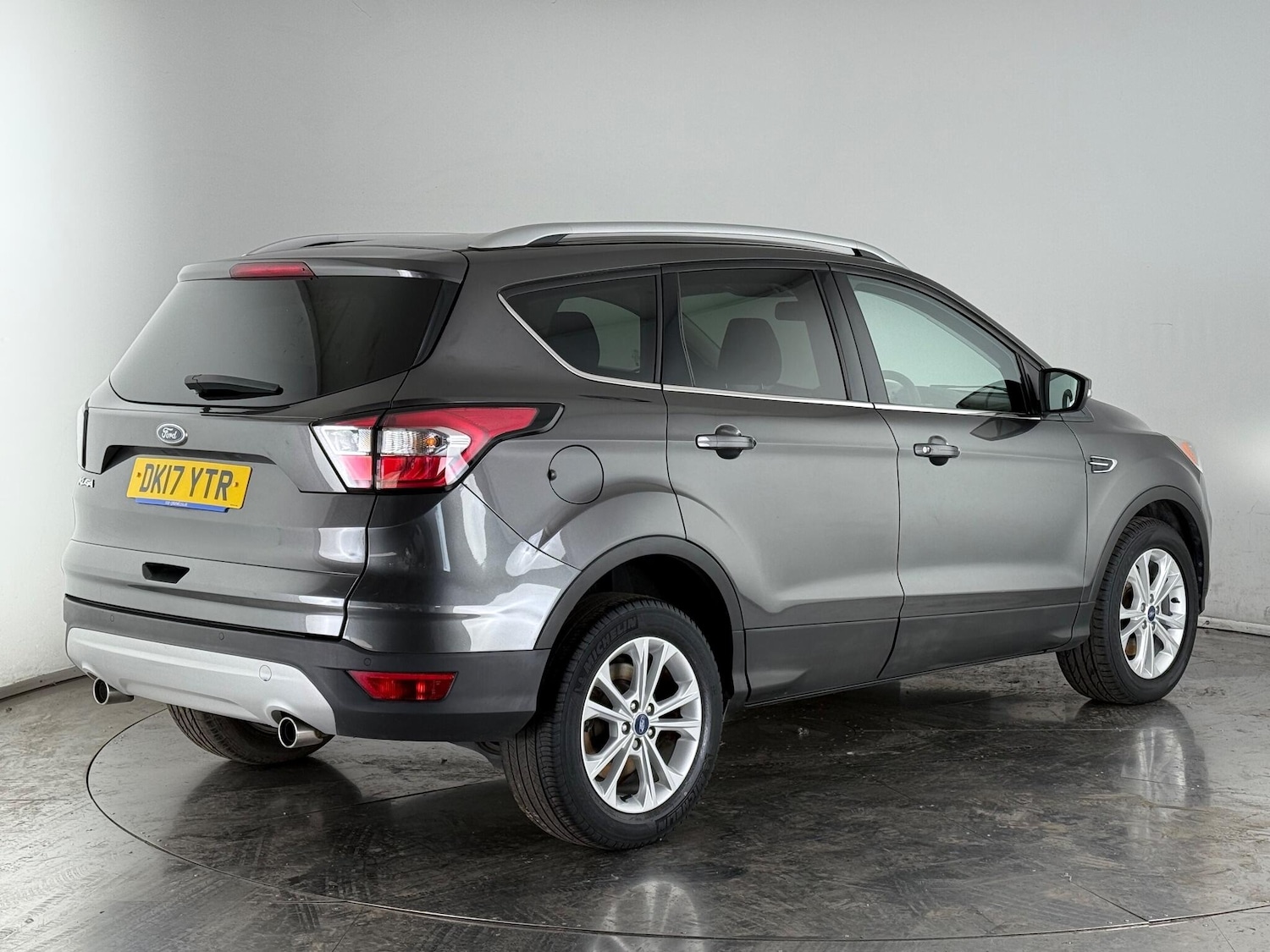 Used Ford Kuga 2017 for sale - 77260370: Photo 4