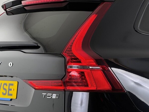 Used Volvo XC60 2020 for sale - 76303867: Photo 10