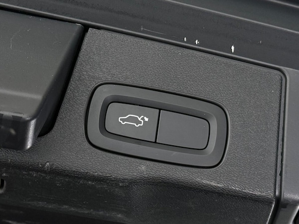 Used Volvo XC60 2020 for sale - 76303867: Photo 14