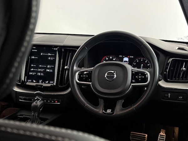 Used Volvo XC60 2020 for sale - 76303867: Photo 24