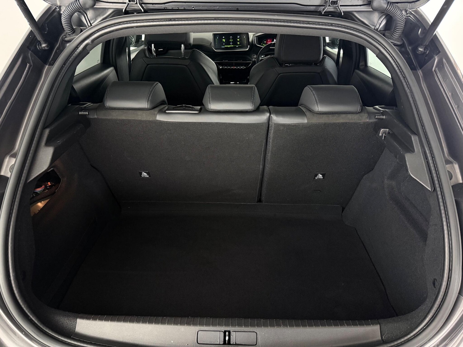 Used Peugeot 208 2022 for sale - 77183066: Photo 10