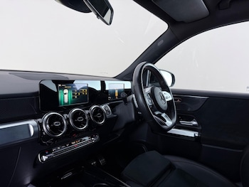 Used Mercedes-Benz GLB 2022 for sale - 79329042: Photo
