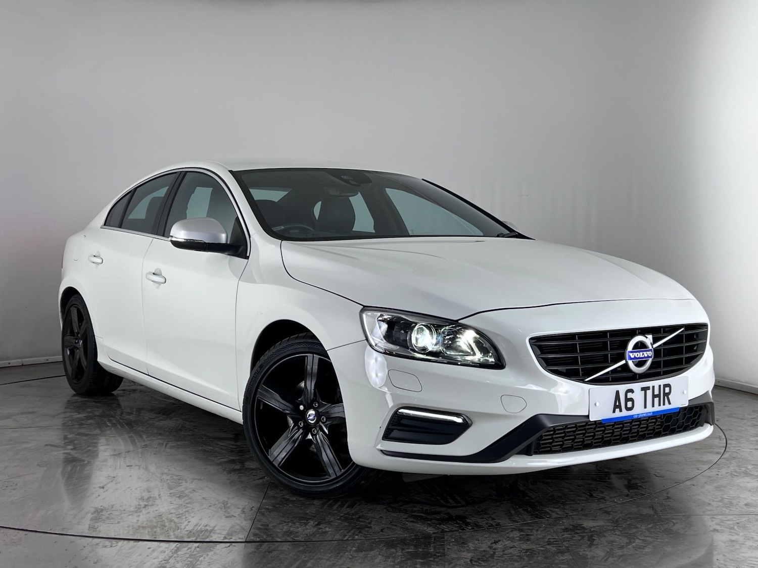 Used Volvo S60 2018 for sale - 77244136: Photo 33