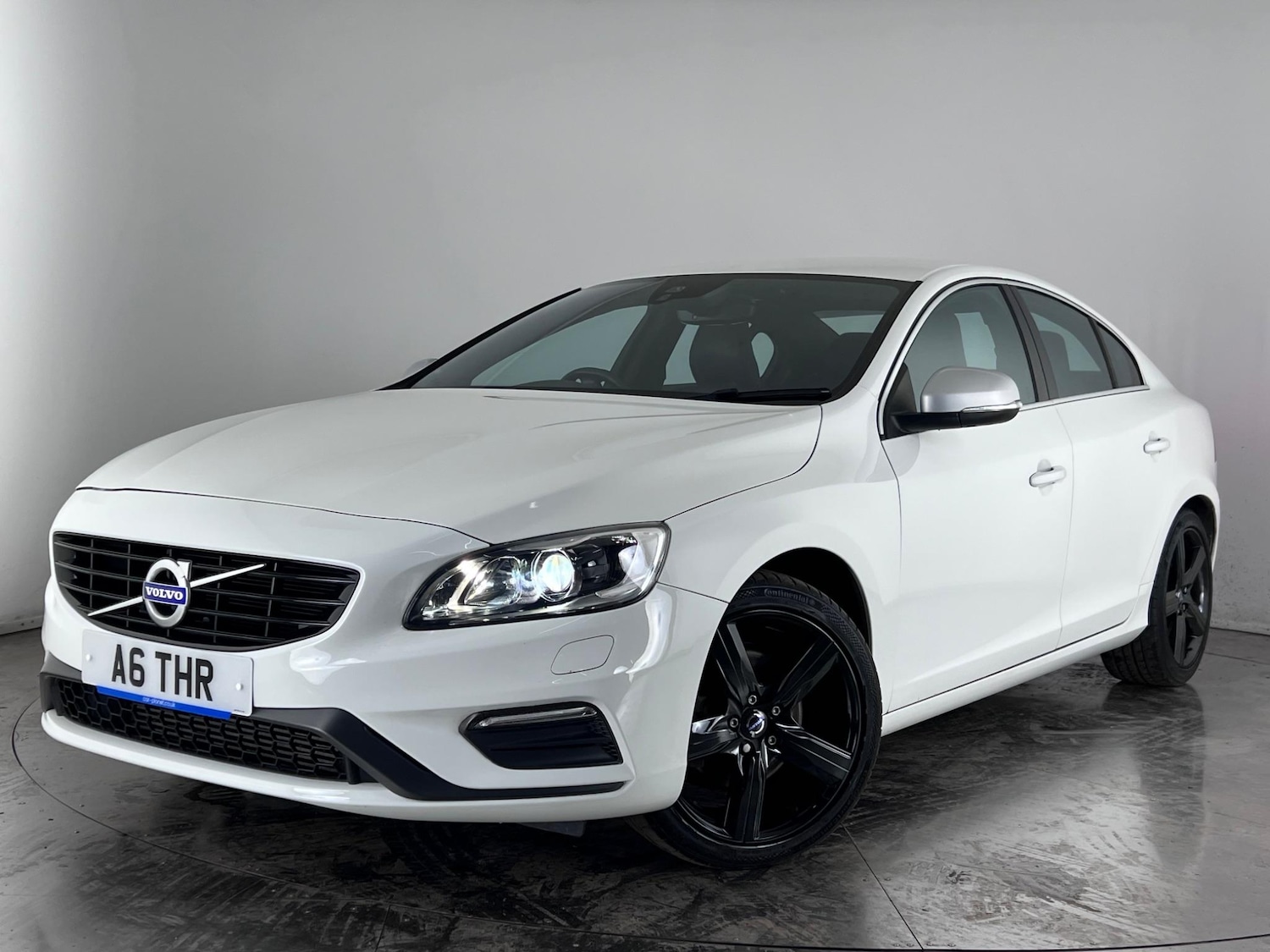 Used Volvo S60 2018 for sale - 77244136: Photo 34