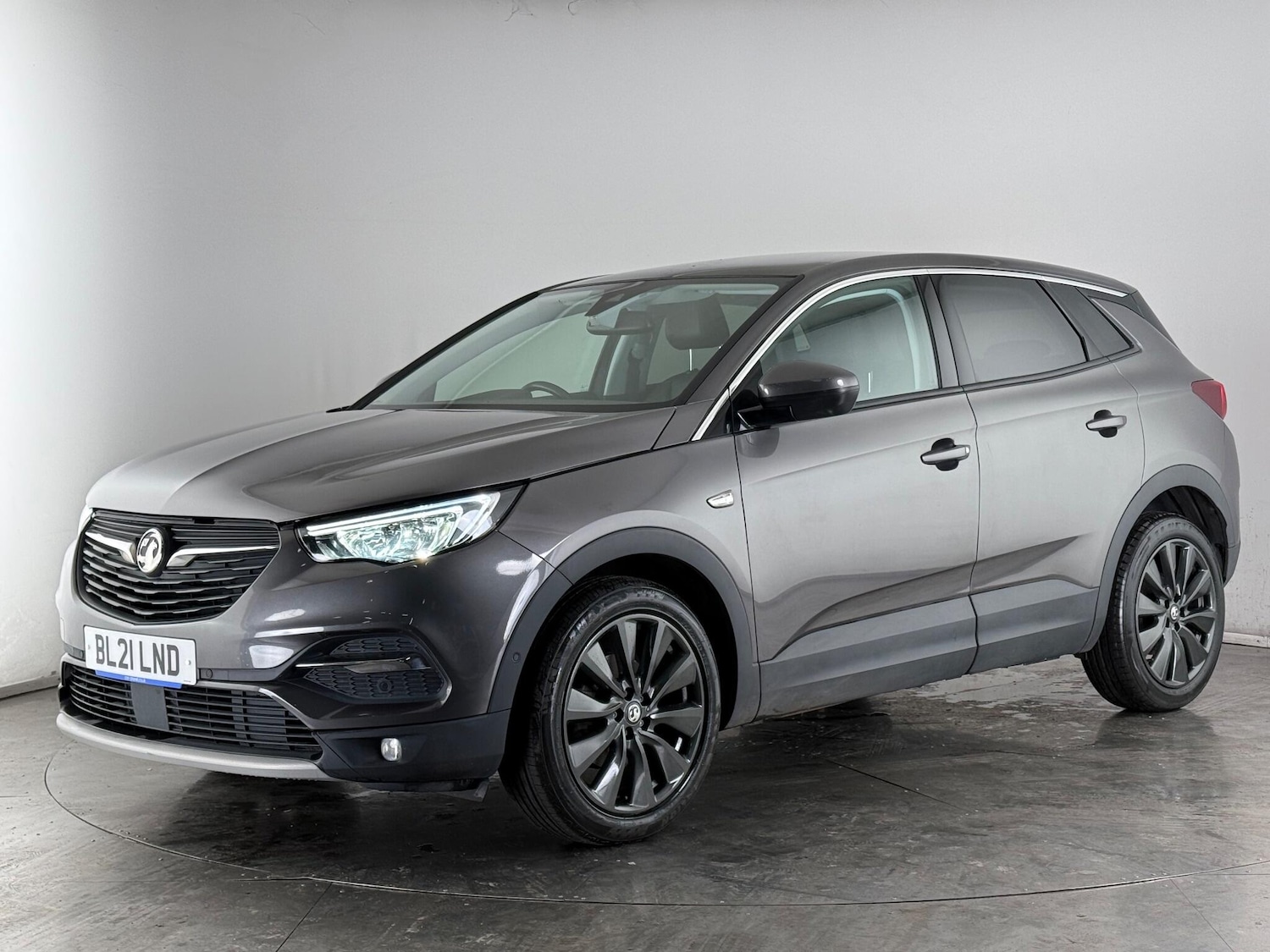 Used Vauxhall Grandland X 2021 for sale - 77182876: Photo 2