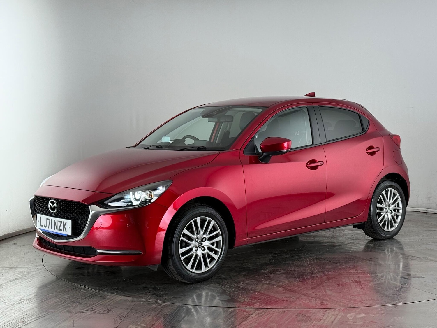 Used Mazda Mazda2 2021 for sale - 77216730: Photo 2