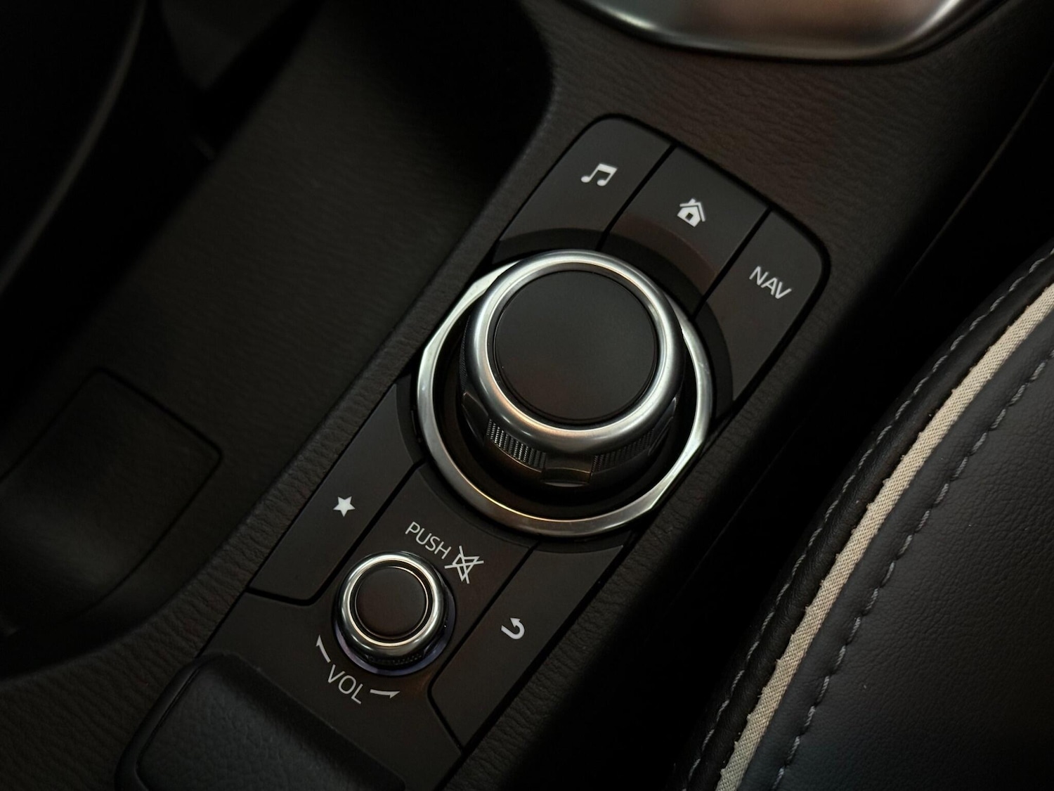 Used Mazda Mazda2 2021 for sale - 77216730: Photo 38